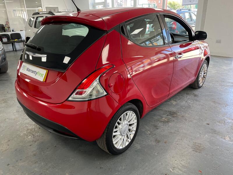 CHRYSLER YPSILON
